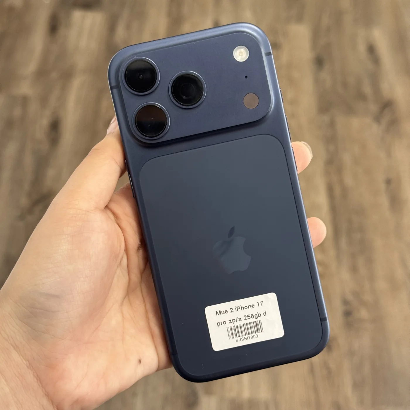 iPhone 17 pro zp/a 256gb deep blue bat 89%